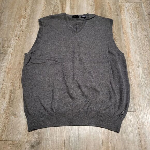 IZOD 100% Cotton V Neck Sweater Vest Shirt Men's Size Large - Picture 1 of 5